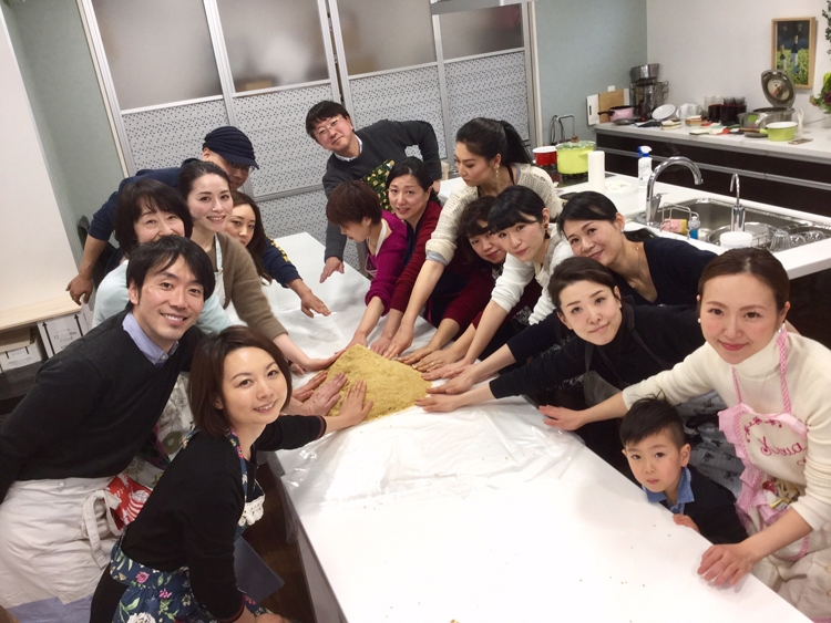 2019年、「オーガニックひよこ豆」を原料とした手作り味噌の料理教室を開催