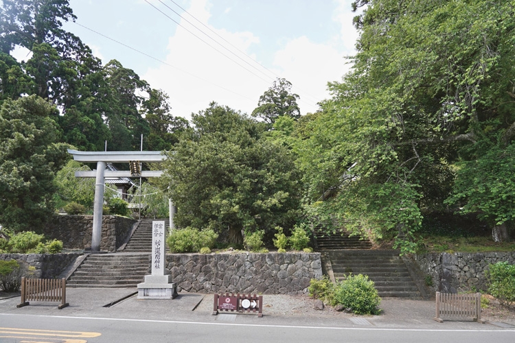 鎌倉時代から興法寺の名で修験道の地として栄えた