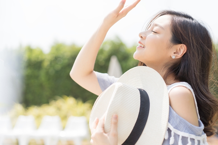 コロナ対策で「紫外線」に注目（写真／PIXTA）