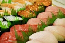 夏のデリバリーに潜む罠 温かい商品と寿司の同梱や猛暑の置き配も