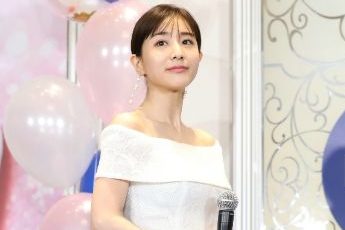 『あざとくて何が悪いの？』に出演する田中みな実（時事通信フォト）