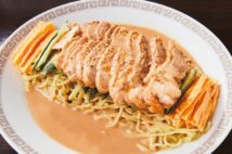 彦摩呂オススメ、東銀座の「冷しそば」は奥行きのある味わい