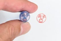 進化するハンコ カーボン、アクリル、マンモス牙など素材も様々