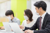 マスク着用時の会議での発言のコツ 母音を意識、結論を先に…