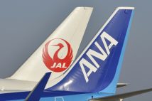 JAL・ANAにコロナ再編の波も 1社で十分なら3万人雇用はどうなる?