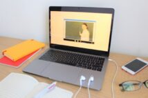 オンライン講義中の大学生 ホテルのデイユース利用で「勉強はかどる!」