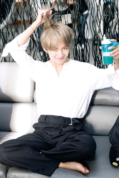 白シャツも似合う(C)Dispatch