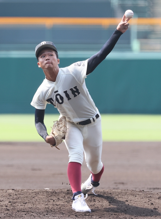 高校野球に多色化の波 白いスパイクに加えグローブも Newsポストセブン