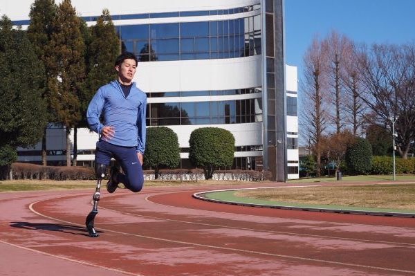 陸上100mと走り幅跳びでパラリンピック出場を目指す小須田潤太選手（本人提供）