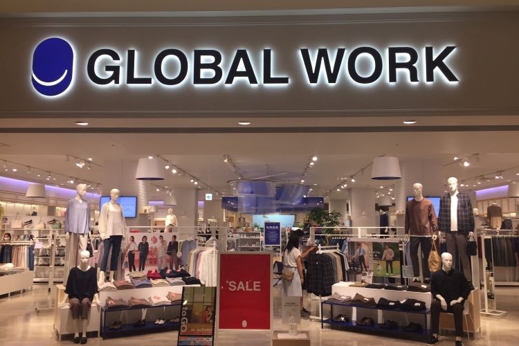 郊外のショッピングモールなどにも多く出店する「GLOBAL WORK」