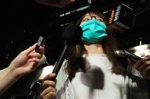 保釈された周庭氏、拘束中「欅坂46『不協和音』の歌詞が頭に」 日本からの支持にも感謝
