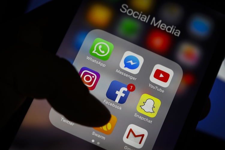 若者離れ続くfacebookがオッサンには使い勝手よい理由 Newsポストセブン 若者離れ続くfacebookがオッサンには使い勝手よい理由 Newsポストセブン
