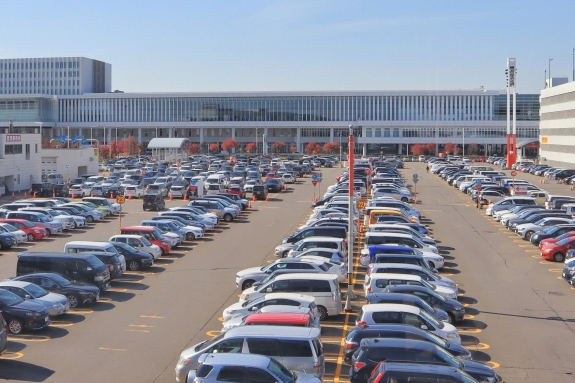 駐車場で置き去りの子どもを発見するための策も必要