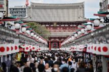 テレビの「混んでます!」報道が社会の分断を加速させている