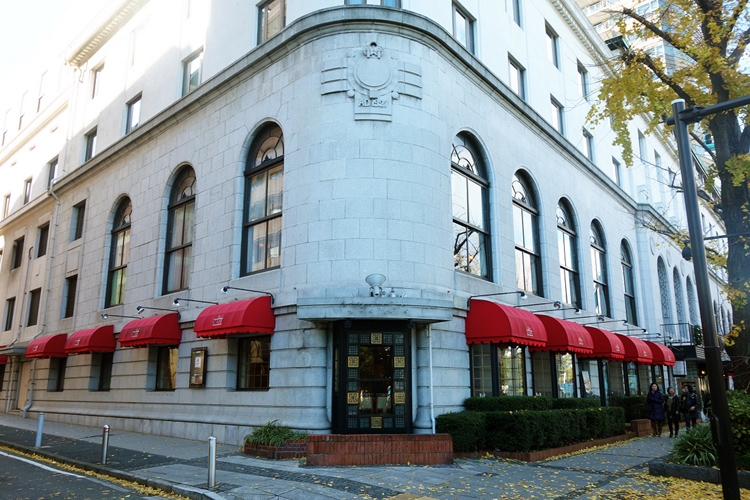 横浜・山下地区にある伝統的なホテルは「ホテルニューグランド」を含め2軒だけに