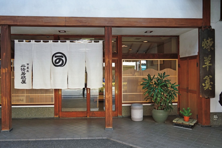 コロナ収束を願って和菓子を創作