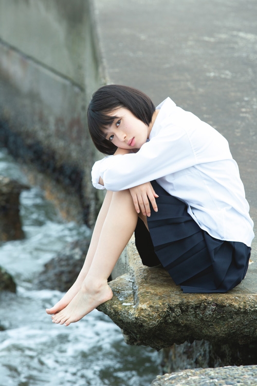 白石聖　足 