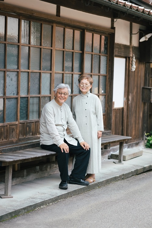 『なかよし別居のすすめ』著者である松場大吉さんと登美さん