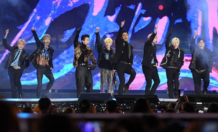 日本をはじめ中国などアジア圏で人気の高いSUPER JUNIOR　写真／アフロ