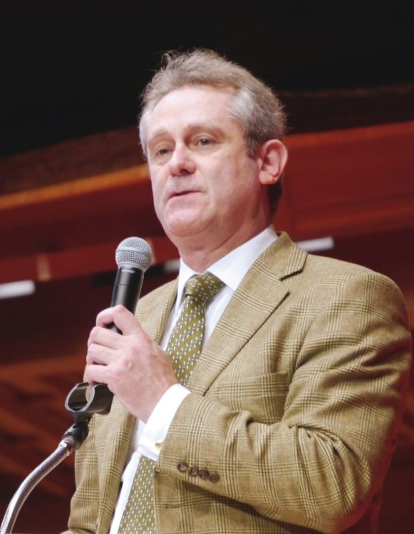 デービット・アトキンソンも成長戦略会議に参加(時事通信フォト)