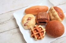 あんなに食べてたのに… 消費者の声から探る「菓子パン離れ」の背景