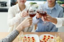 「Go Toイート」女子会 幹事の「ポイント流用宣言」で亀裂走る