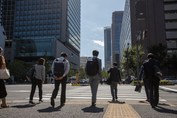 官僚が生き生きと仕事していたのは過去の話？（写真はイメージ）