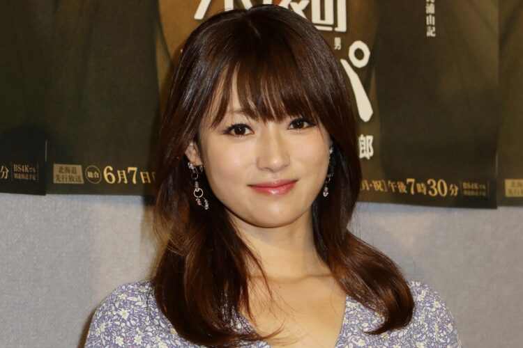 「結婚しない」意思を示したという深田恭子