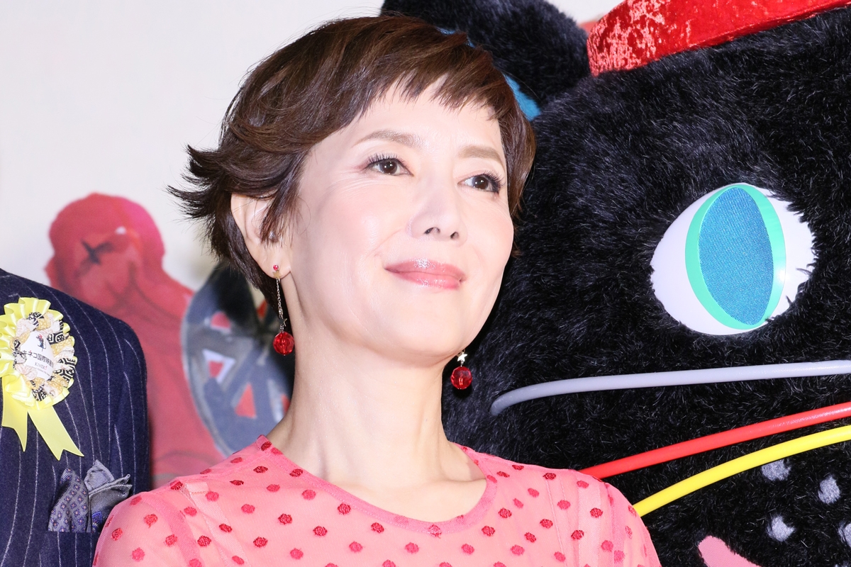 戸田恵子 破かれた家族写真公開 冷めた家族観と両親の介護 Newsポストセブン