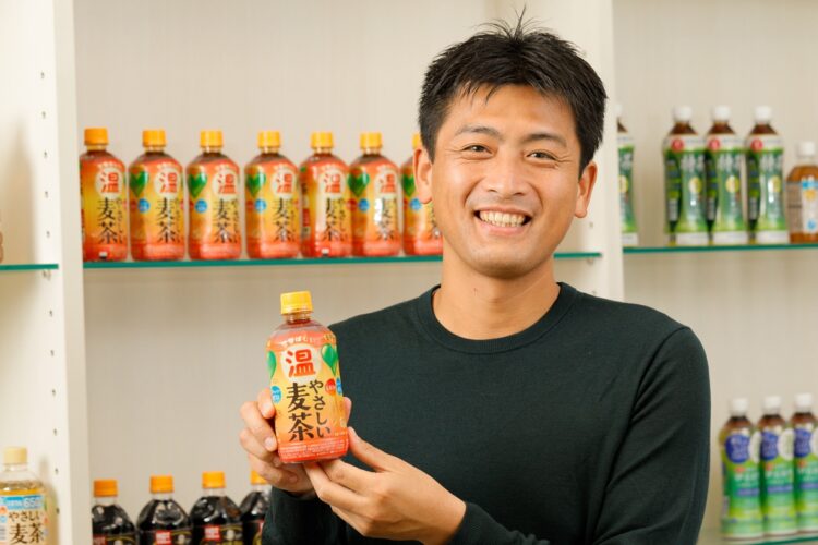 サントリー食品インターナショナルでホット麦茶の開発に携わった三星晴信氏