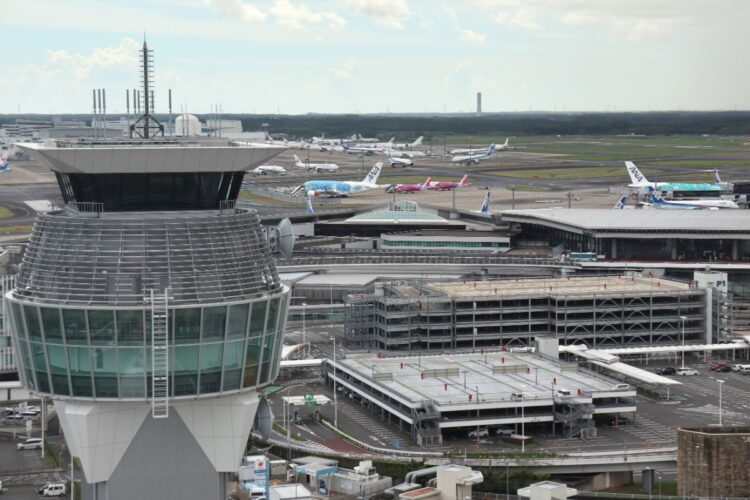 ハブ空港争いも激化するかもしれない(時事)