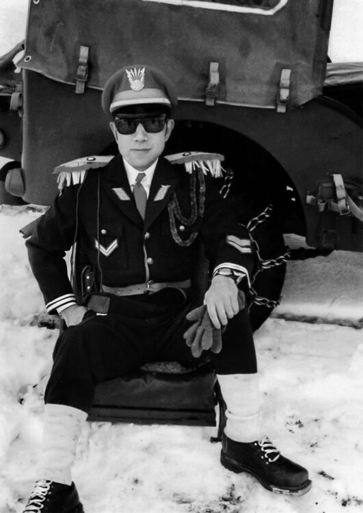 我輩は将軍ミシマスキー 三島由紀夫自決前年のソ連軍服姿 Newsポストセブン Part 2