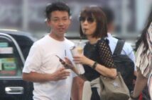 離婚を発表した國光氏と小林麻耶