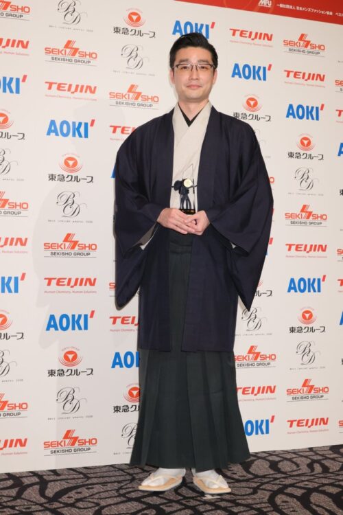 学術・文化部門を受賞した尾上菊之丞