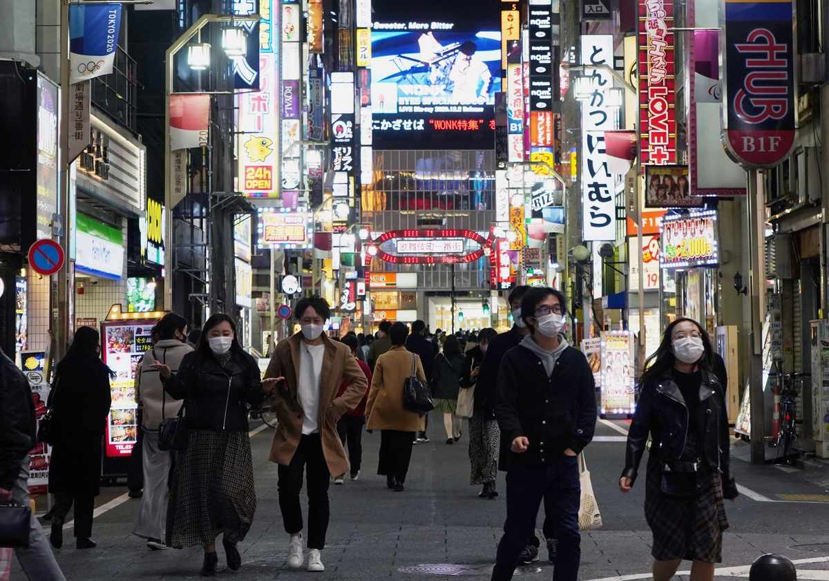 自粛警察と化した高齢者 22時以降営業店の見回りする人も Newsポストセブン 自粛警察と化した高齢者 22時以降営業店の見回りする人も Newsポストセブン