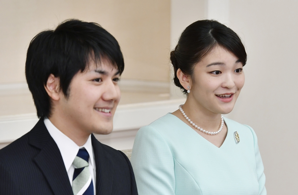眞子さま 一時金 が小室家の生活費に充てられる構図 Newsポストセブン 眞子さま 一時金 が小室家の生活費に充てられる構図 Newsポストセブン