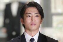 伊藤健太郎は競争の激しい芸能界で生き残れるか（時事通信フォト）