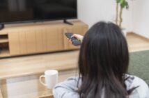 お色気シーンは敬遠されがちだが…(イメージ)