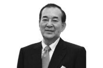 武蔵野大学特任教授の山内昌之氏