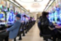 パチンコ店の原則禁煙化から半年 パチンコファンはどう変わったか