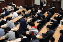 大学入試共通テスト“受験生任せのコロナ対策”に教員たちの不安