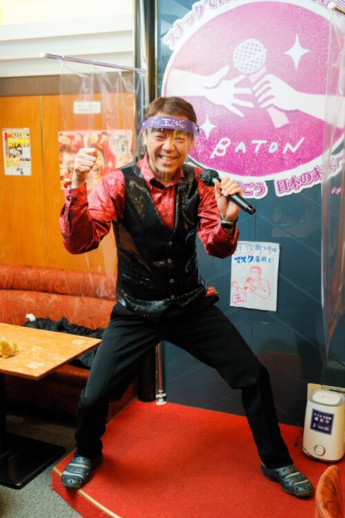 自ら店の感染予防対策をアピールして広める活動をしている玉袋