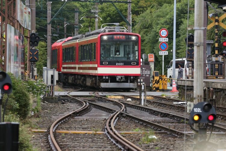 2020年7月、約9か月ぶりに営業運転を再開していた箱根登山鉄道（時事通信フォト）