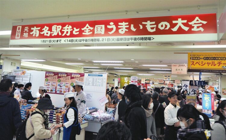 前回大会の様子。通路に人が溢れるほどだったが、今年は来場人数に応じて、入場制限を行う