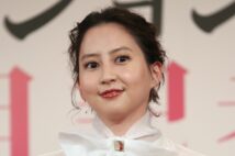 我々が抱くイメージの一般男性との違いは？（写真は河北麻友子、時事通信フォト）