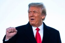 トランプ氏を支持するアメリカ人にも目を向けなければならない(AFP=時事)