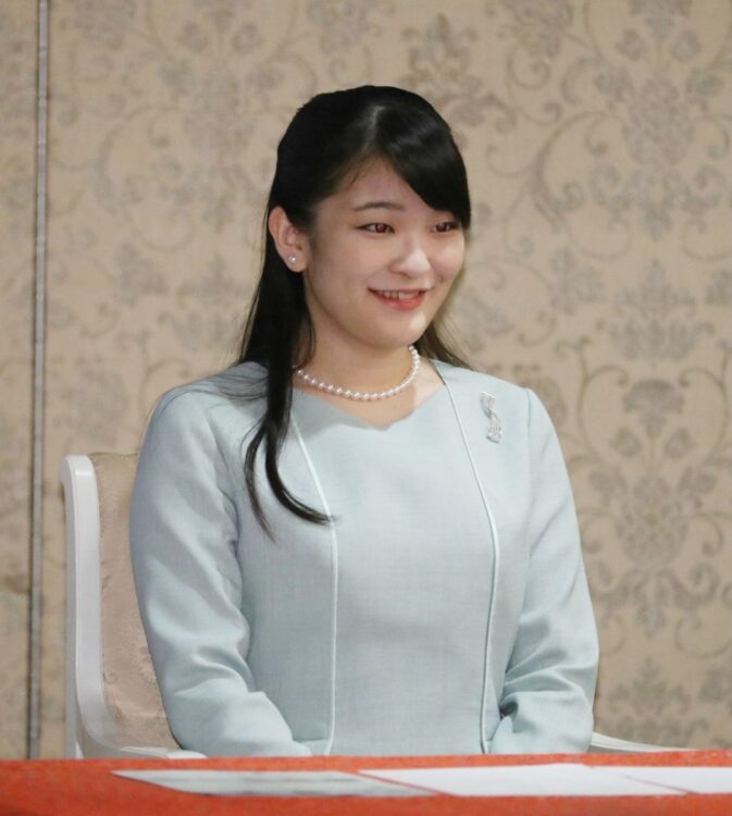 笑顔を見せる機会も増えるか（時事）