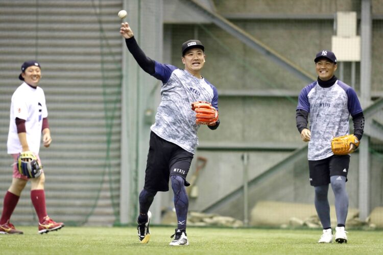 楽天投手陣の厚みが増す（左から松井裕樹、田中将大、則本昂大。時事通信フォト）