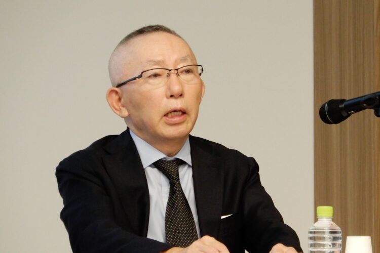 ファーストリテイリングの柳井正会長兼社長はコロナ禍の経営について指摘（時事通信フォト）