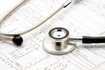 コロナ禍の健康診断は不要不急か否か 会社員たちの間で分かれる意見